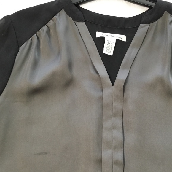 Kenneth Cole Chiffon/Satiny Blouse 🎖HP🎖 - Picture 3 of 14